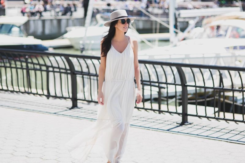 The Perfect Dress for Summer Vacationing // Obsessions Now